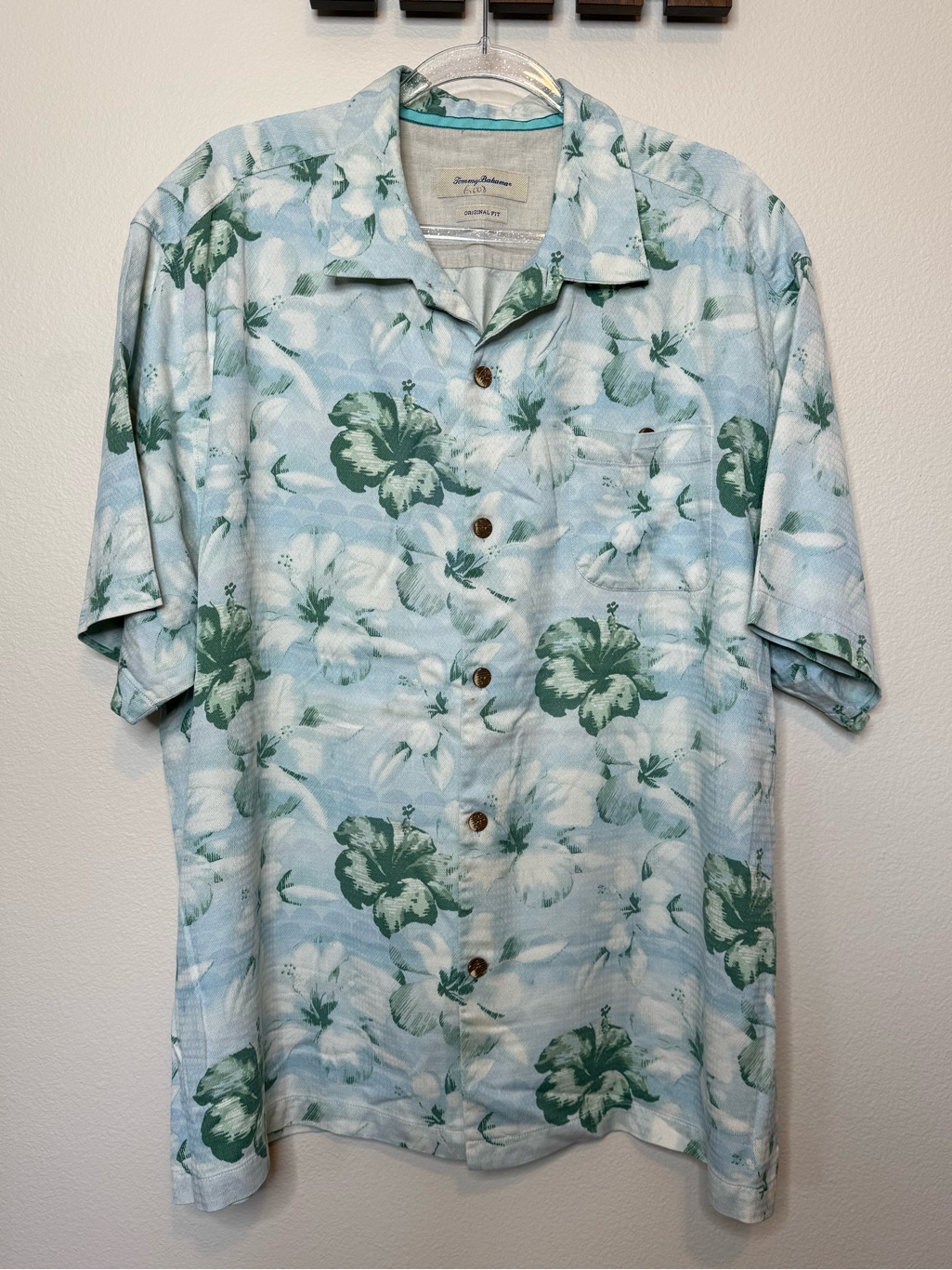 Tommy Bahama 100% Silk Light Blue & Green Floral Camp Shirt Xxl